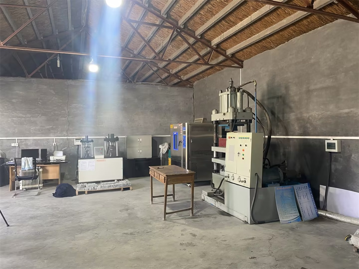 f06779d9-d3c2-45fd-9250-a60a993235b7 f06779d9-d3c2-45fd-9250-a60a993235b7